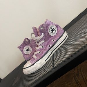 Girls Converse Shoes sz 13